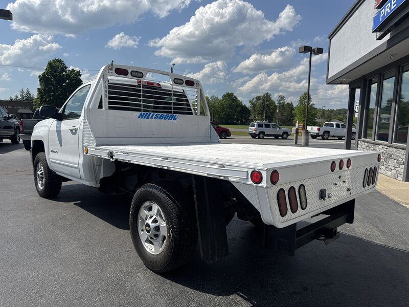 chevrolet silverado 2500hd 2018 1GC0KVEG2JZ247224 image chevrolet silverado 2500hd 2018 1GC0KVEG2JZ247224 image